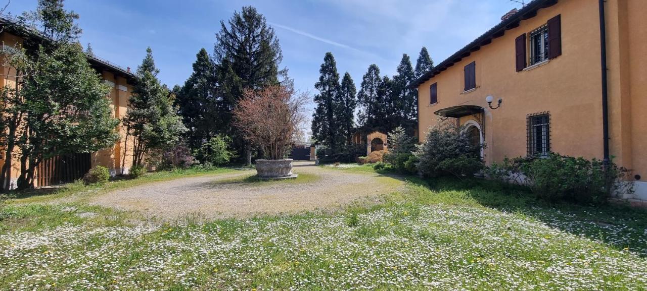 Farolfi Apartments Villa Galliera Bologna Kültér fotó